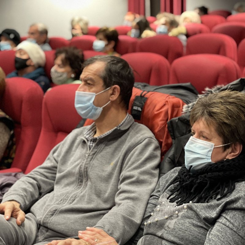 Fellobbant a szeretet lángja 19